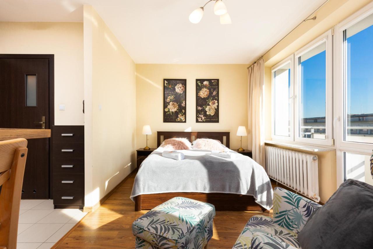 Apartments City Center Krucza By Renters Warsaw Ngoại thất bức ảnh